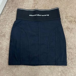 Alexander Wang Skirt. Sz medium Black